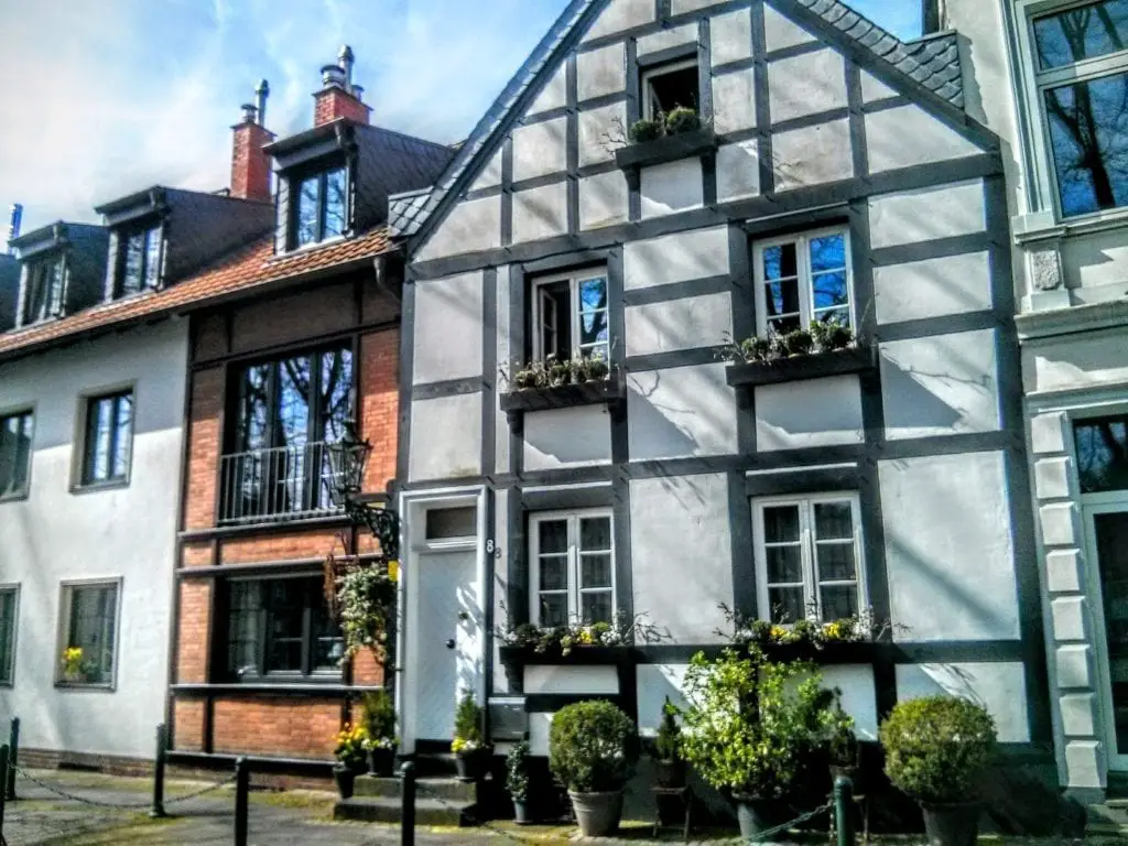 Exploring the Best of Gerresheim, Düsseldorf 1