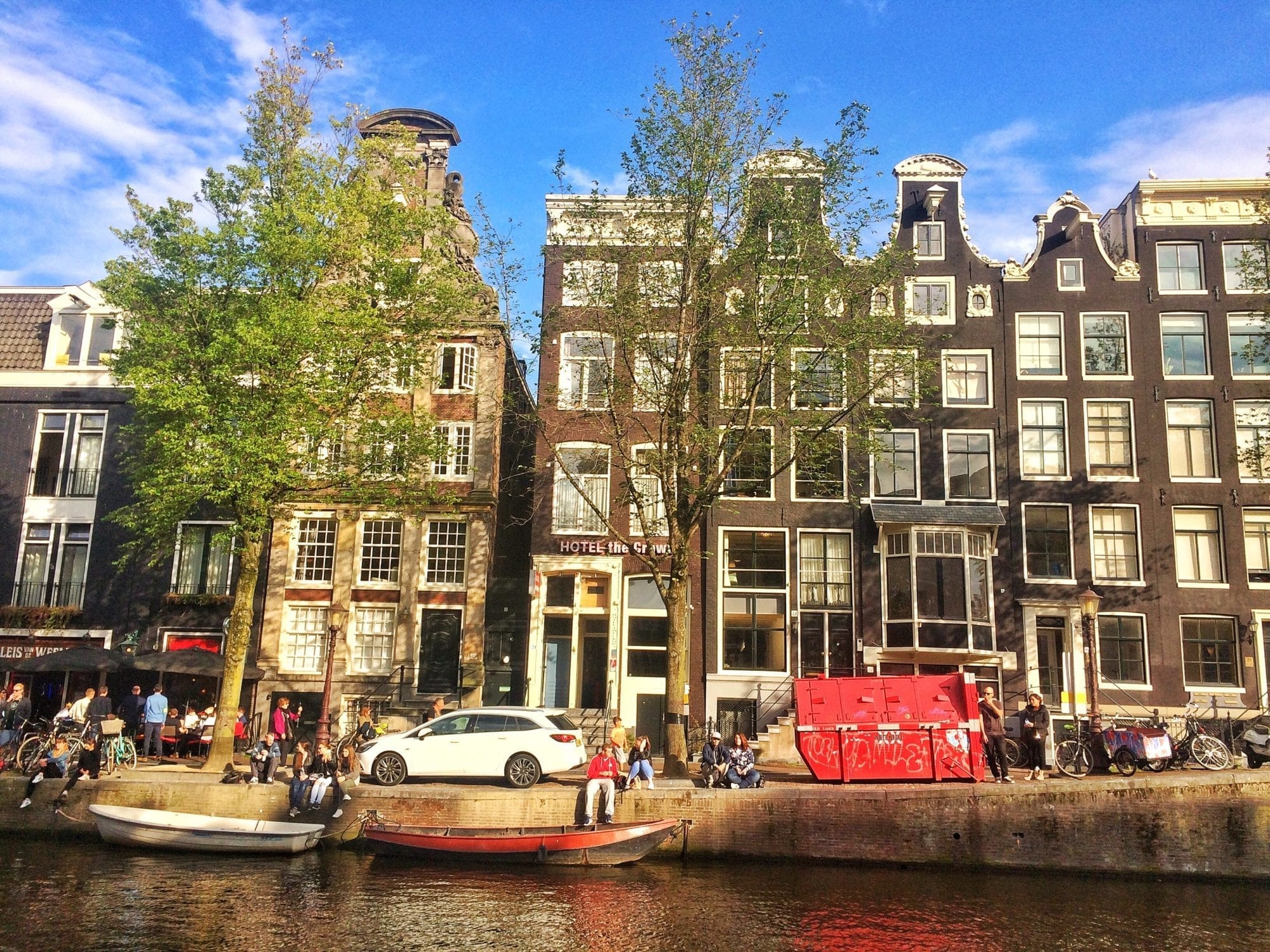 Weekend Getaway: Explore the Beautiful Cobblestone Streets of Amsterdam