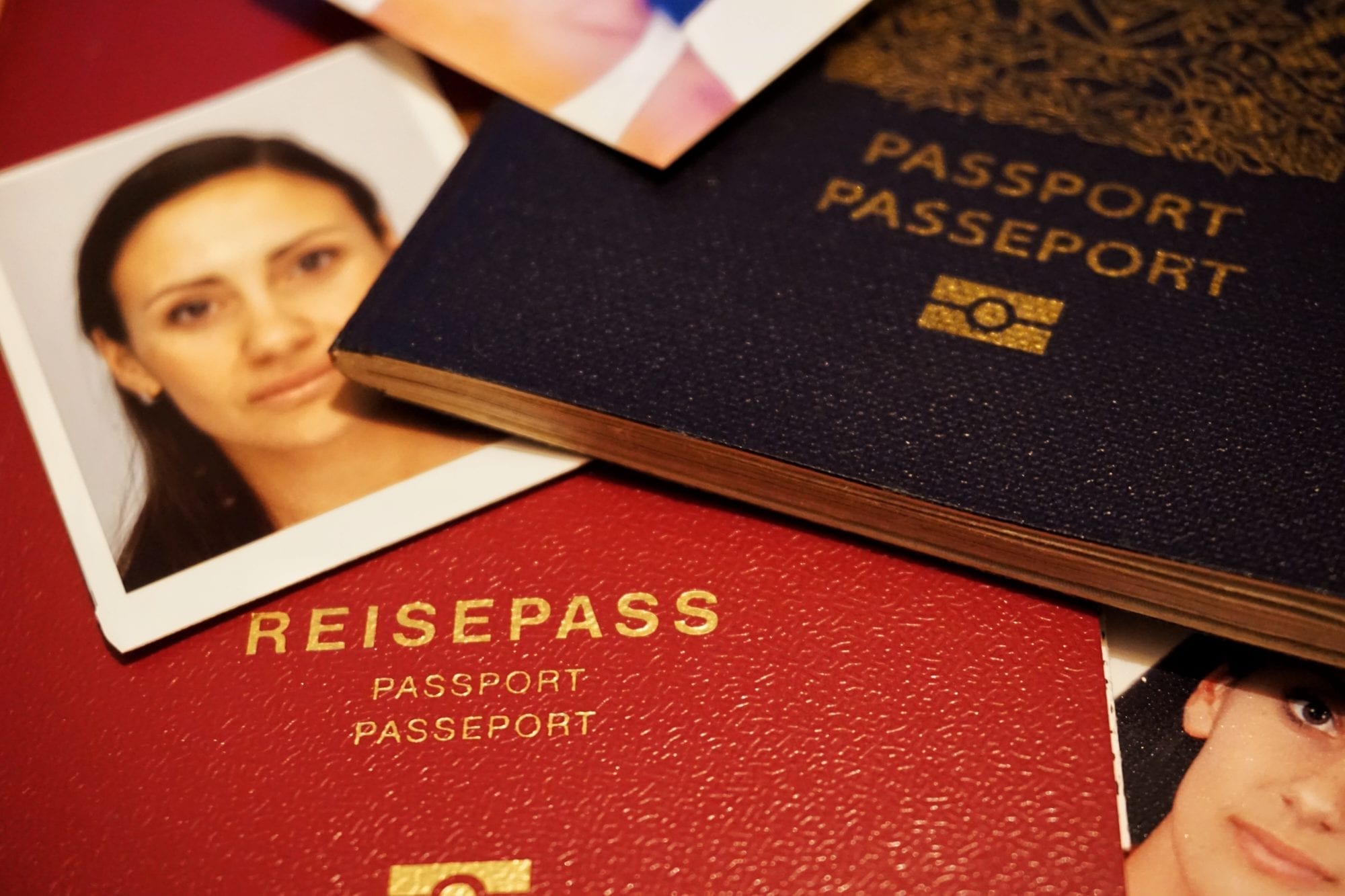 40+ Places to Get Passport Photos Taken in Düsseldorf