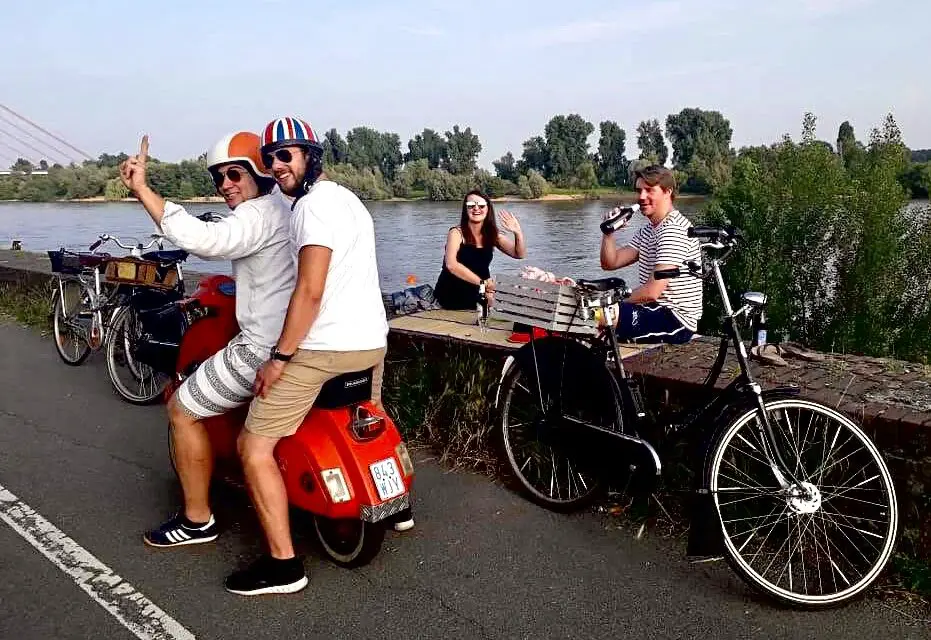 The Ultimate Bike Route to See the Best of Düsseldorf