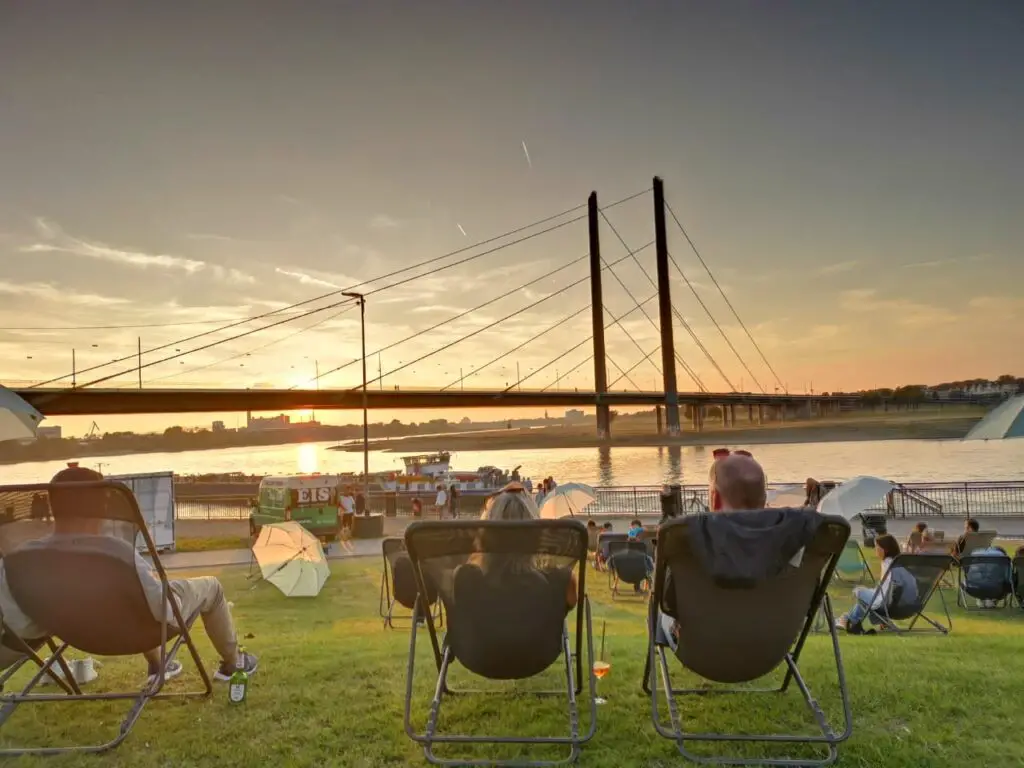 Ultimate Bike Route to See the Best of Düsseldorf